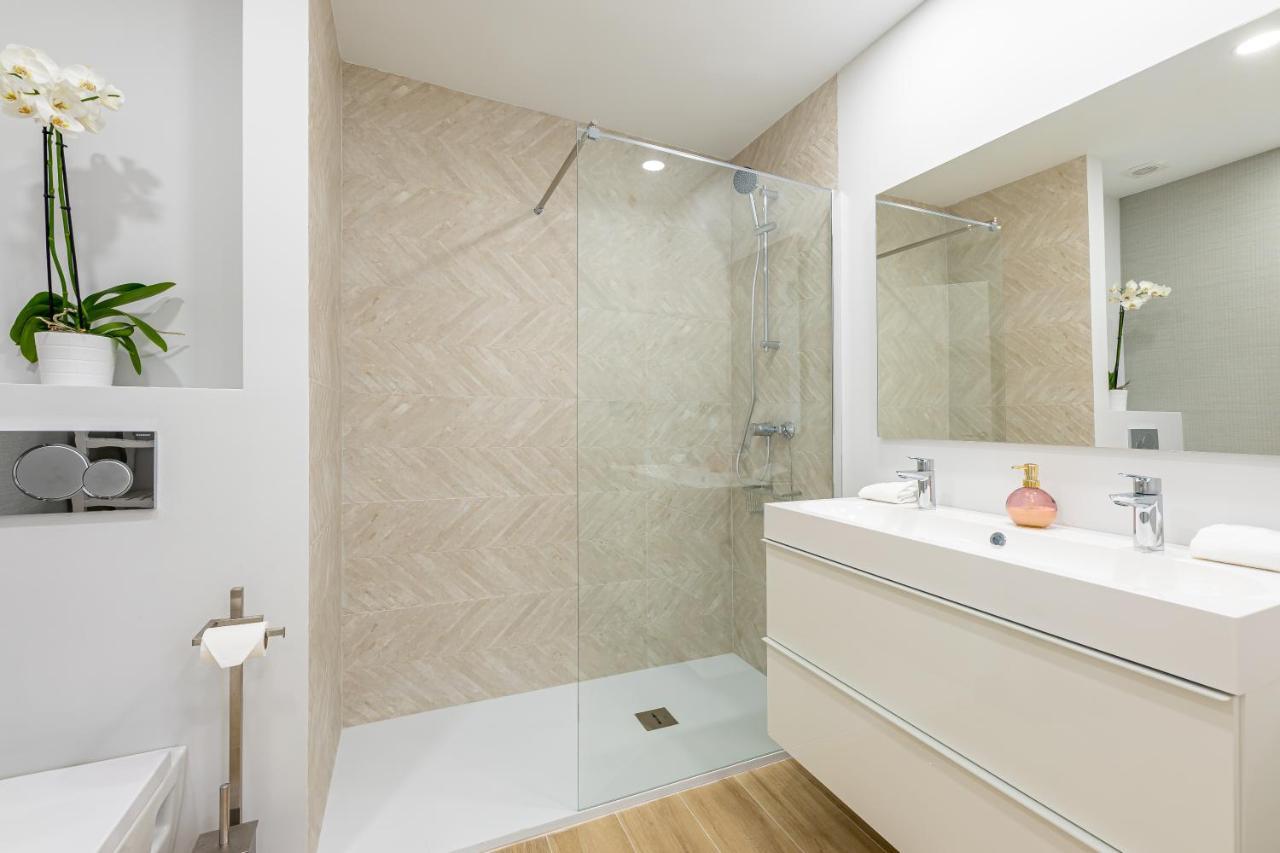 Brandnew Apartment By The Beach Μαρμπέλλα Εξωτερικό φωτογραφία